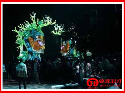 三星堆里的自贡灯会--“三星堆奇妙夜之古蜀之门”沉浸式主题灯展(图)